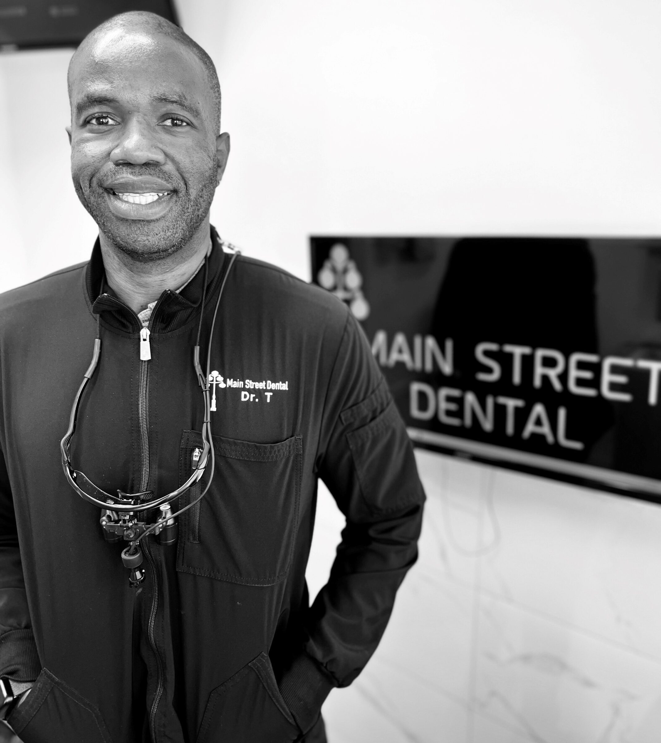Dr Tinashe Mutswangwa