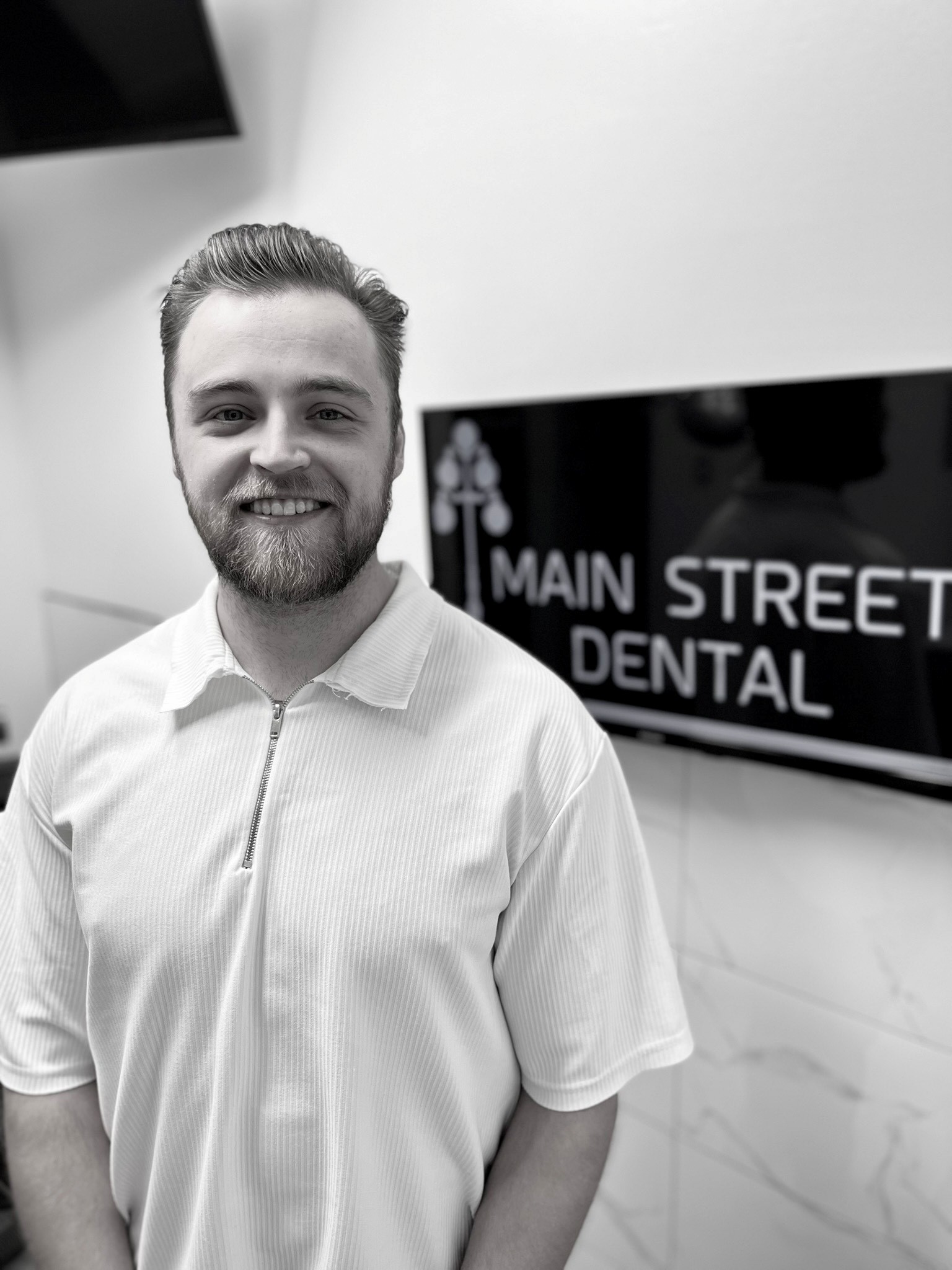 Dr. Liam Kerr
